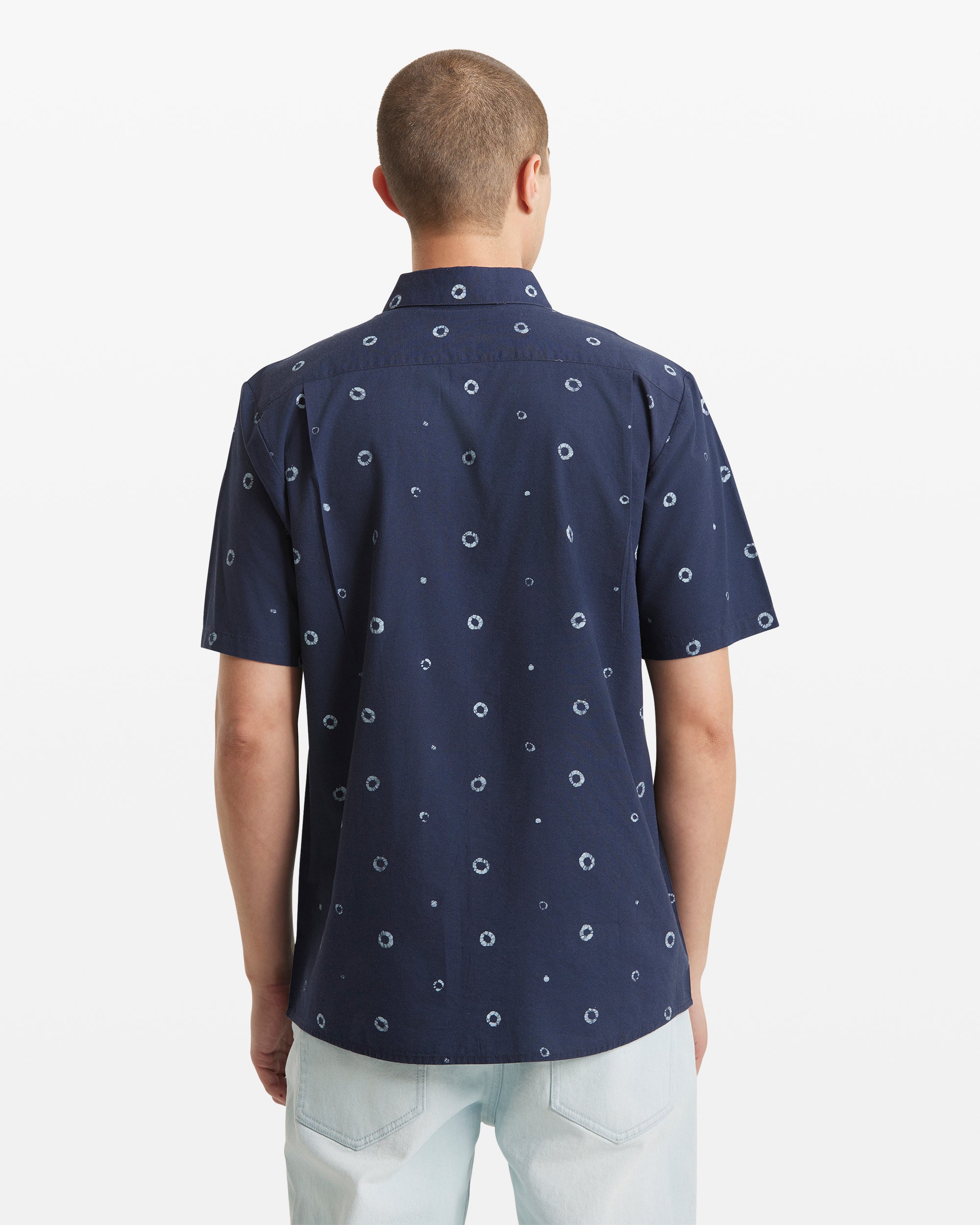 Men's Scaler Stone Woven Short Sleeve Shirt - Image 2