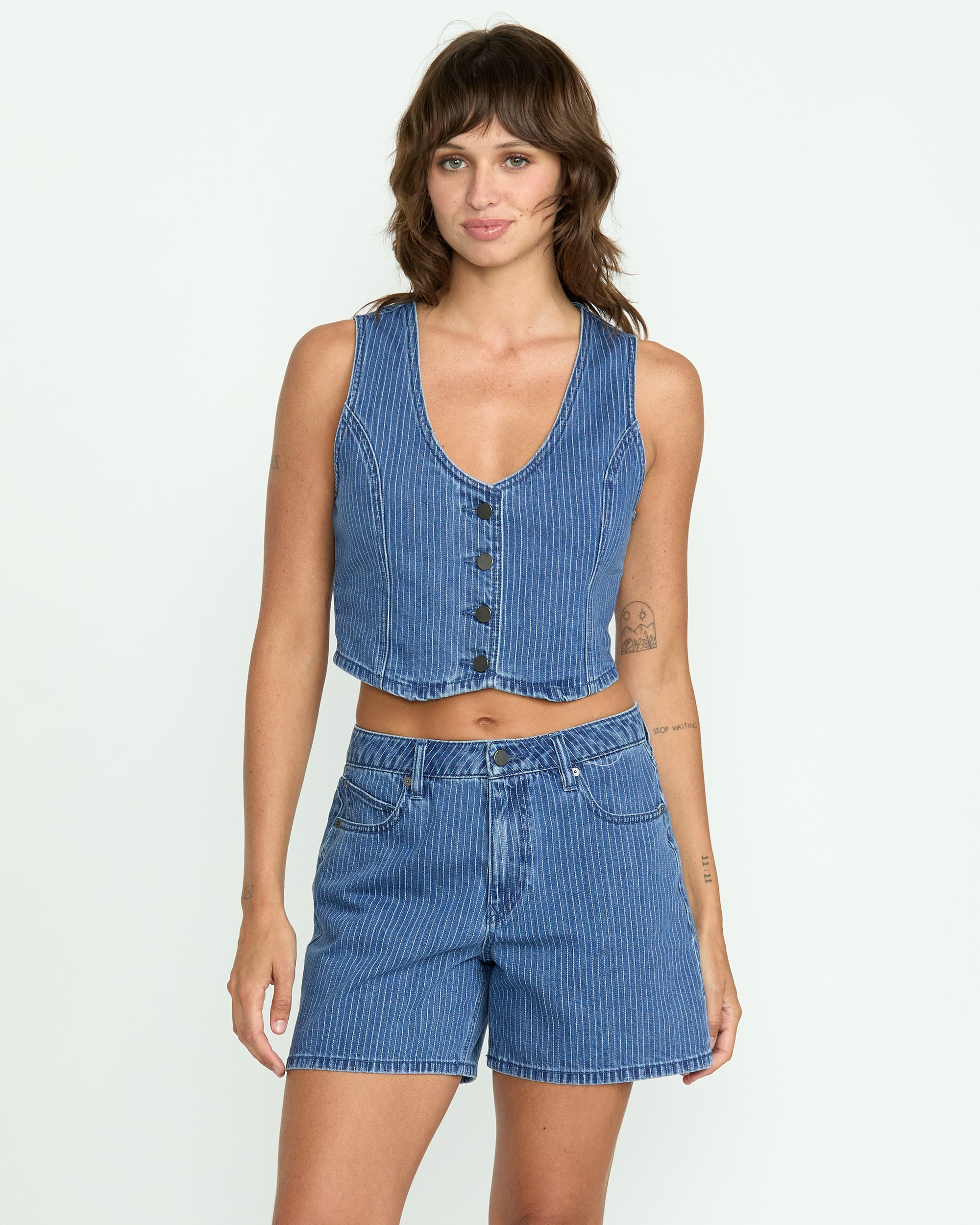 Women's Stoned Boyfriend Shorts - Image 4