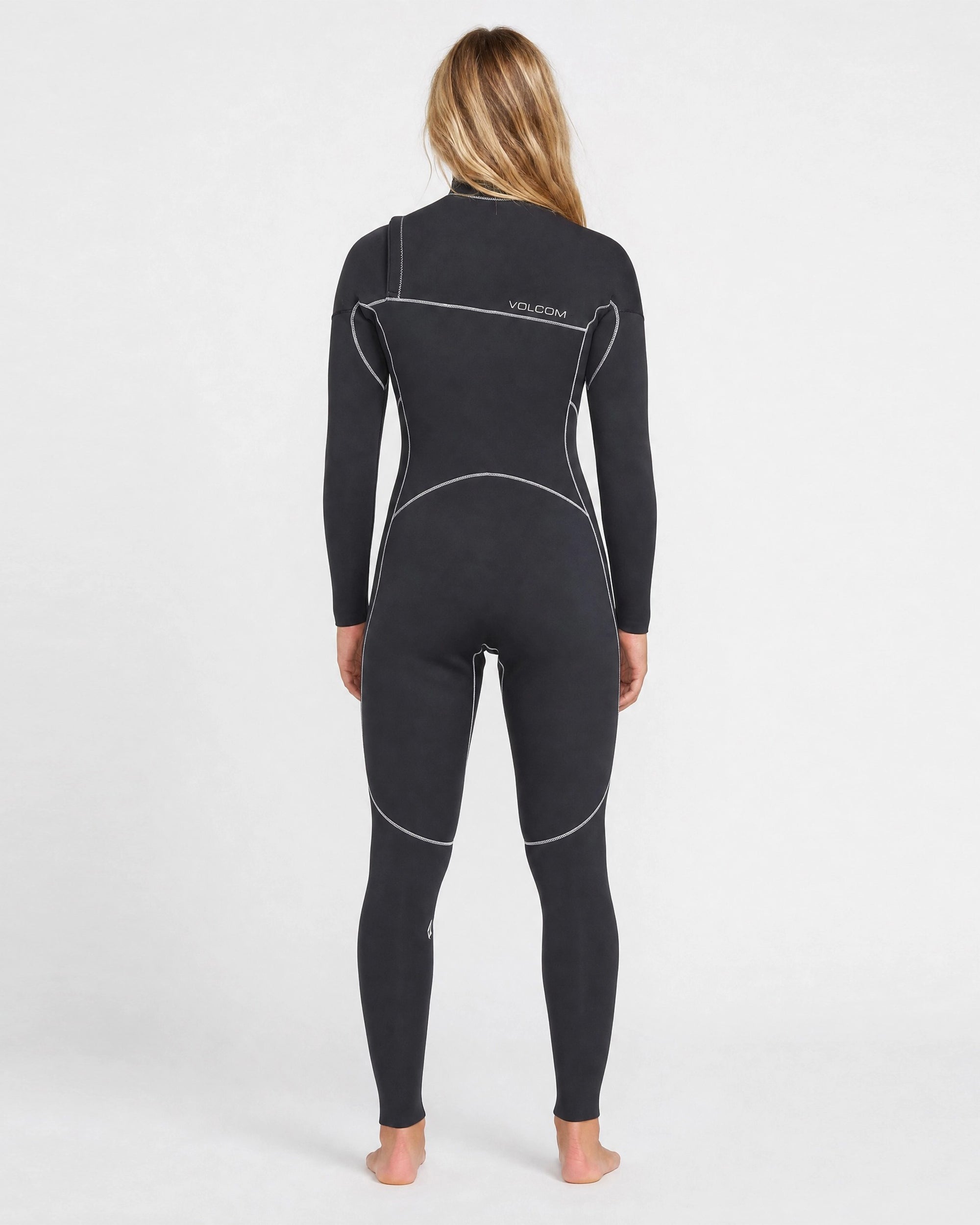 Women's 3/2MM Modulator Chest Zip Full Wetsuit - Image 2
