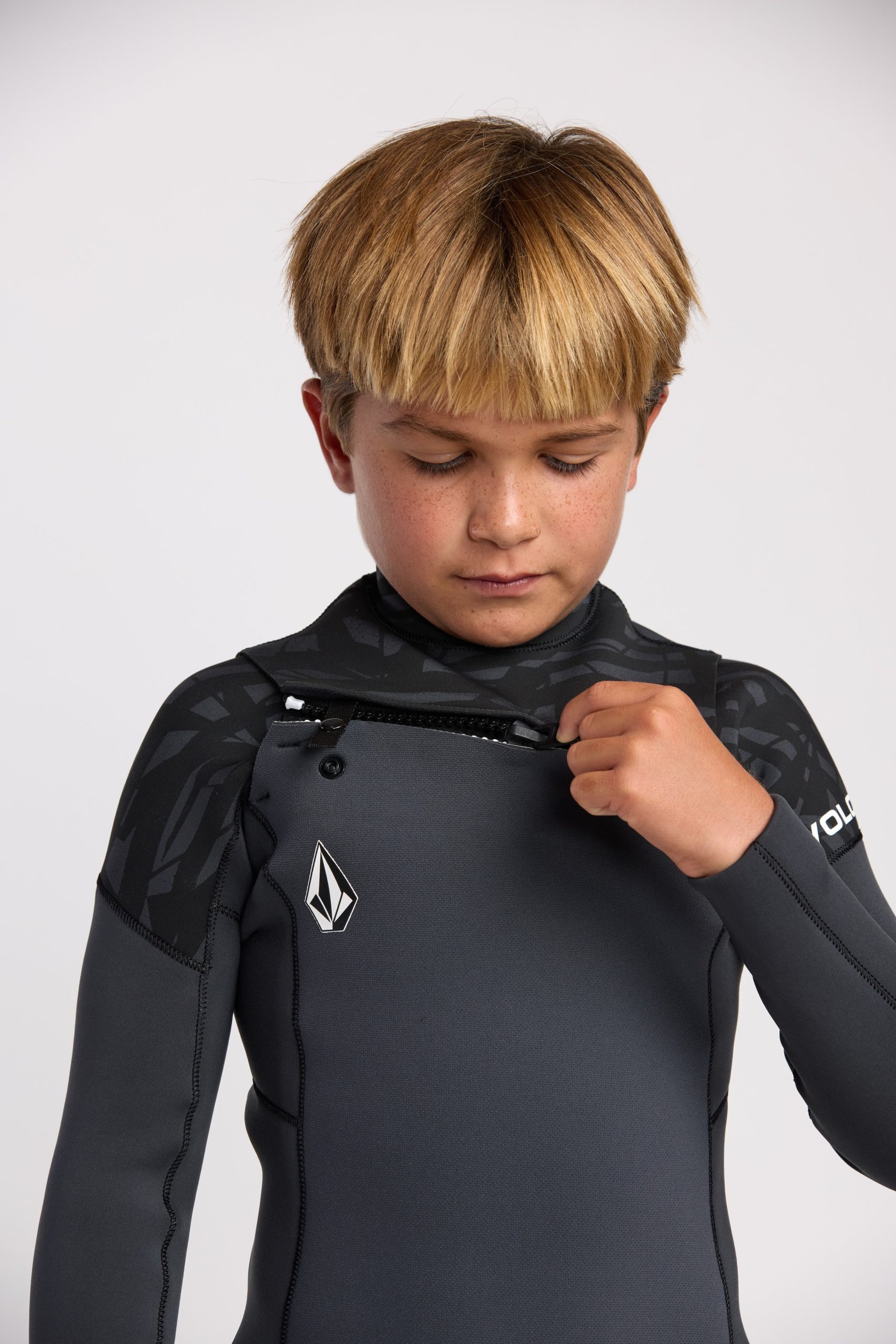 Kids' Big Boys' 3/2MM Modulator Chest Zip Full Wetsuit - Image 3