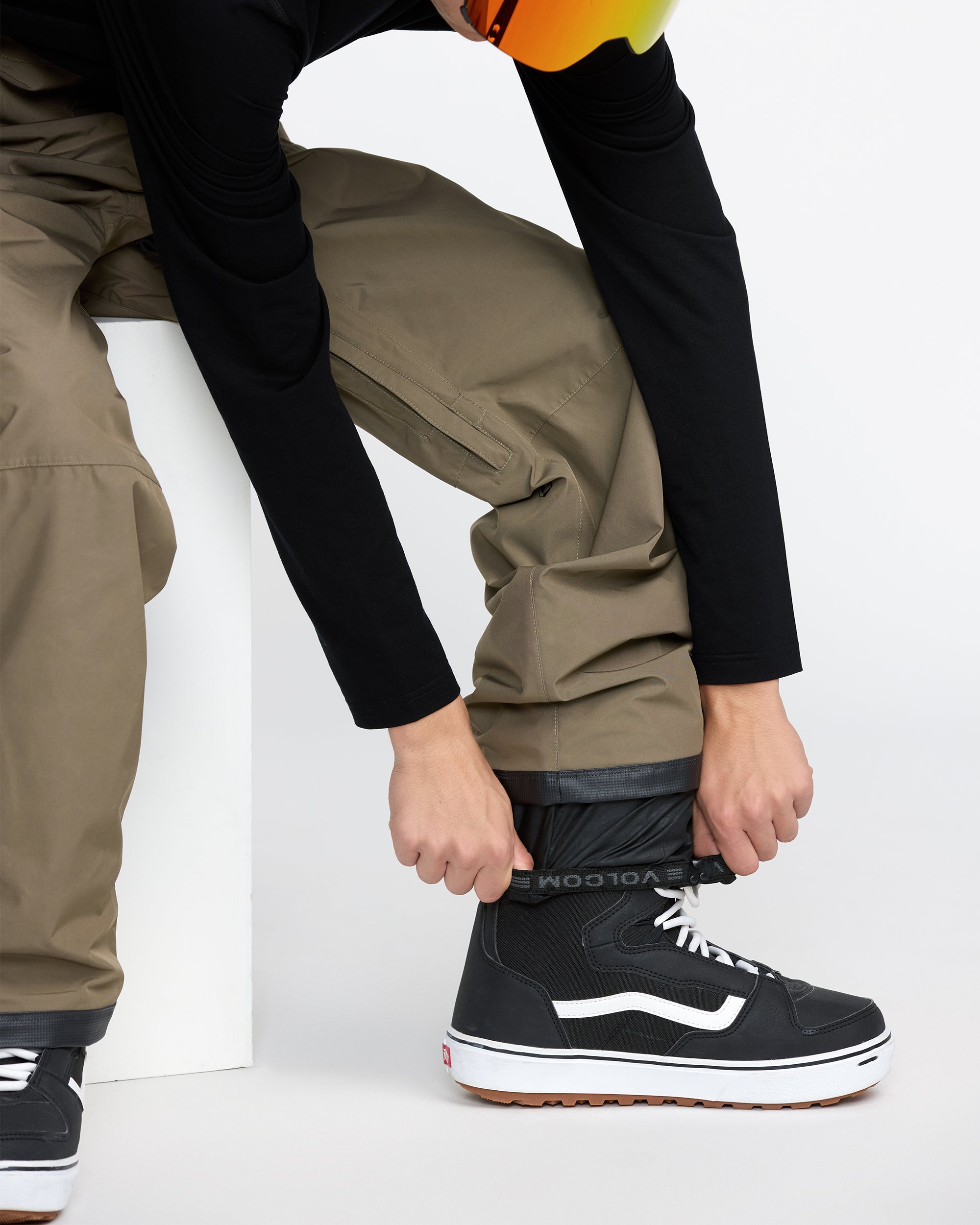 Men's Dua Gore-Tex Pants - Image 4